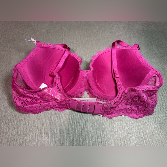 Victoria’s Secret bra - Picture 3 of 5